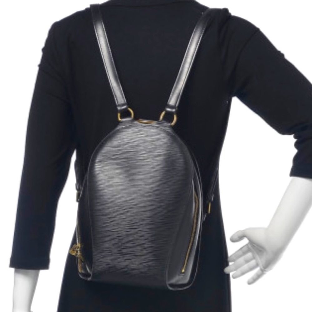 Louis Vuitton Backpack!!